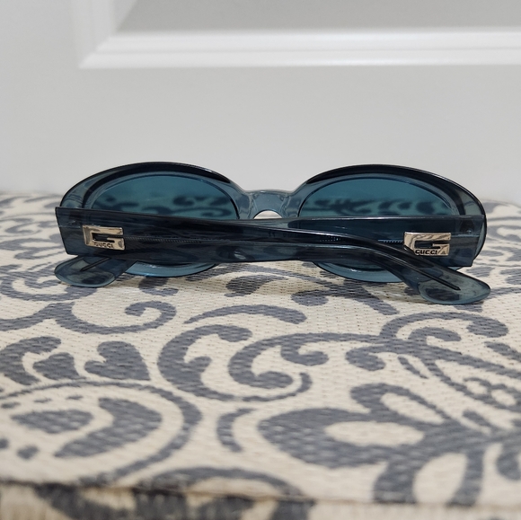 Authentic Vintage Blue Gucci Sunglasses - Picture 3 of 8